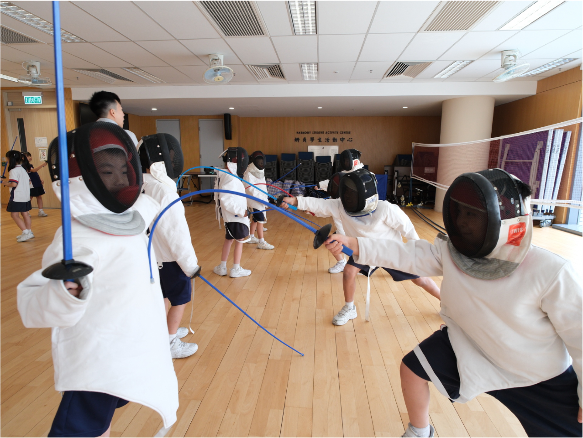 東華三院曾憲備小學
